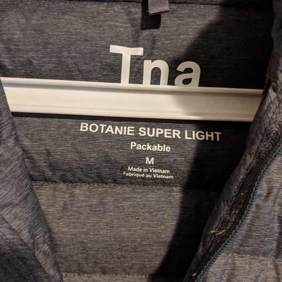 Aritzia TNA botanie puffer long - Picture 3 of 5